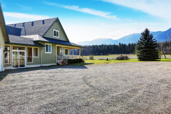 Driveway Gravel Leveling in Poulsbo